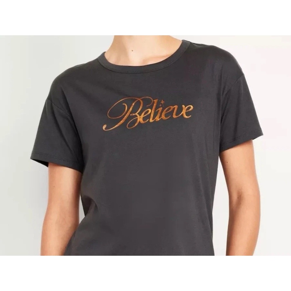 Old Navy "Believe" Graphic Tee‎ - Women's Size Medium Charcoal Gray